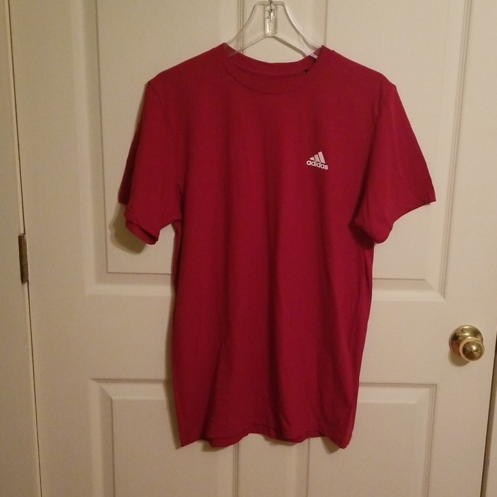 Brand new GO-TO TEE by Adidas!!